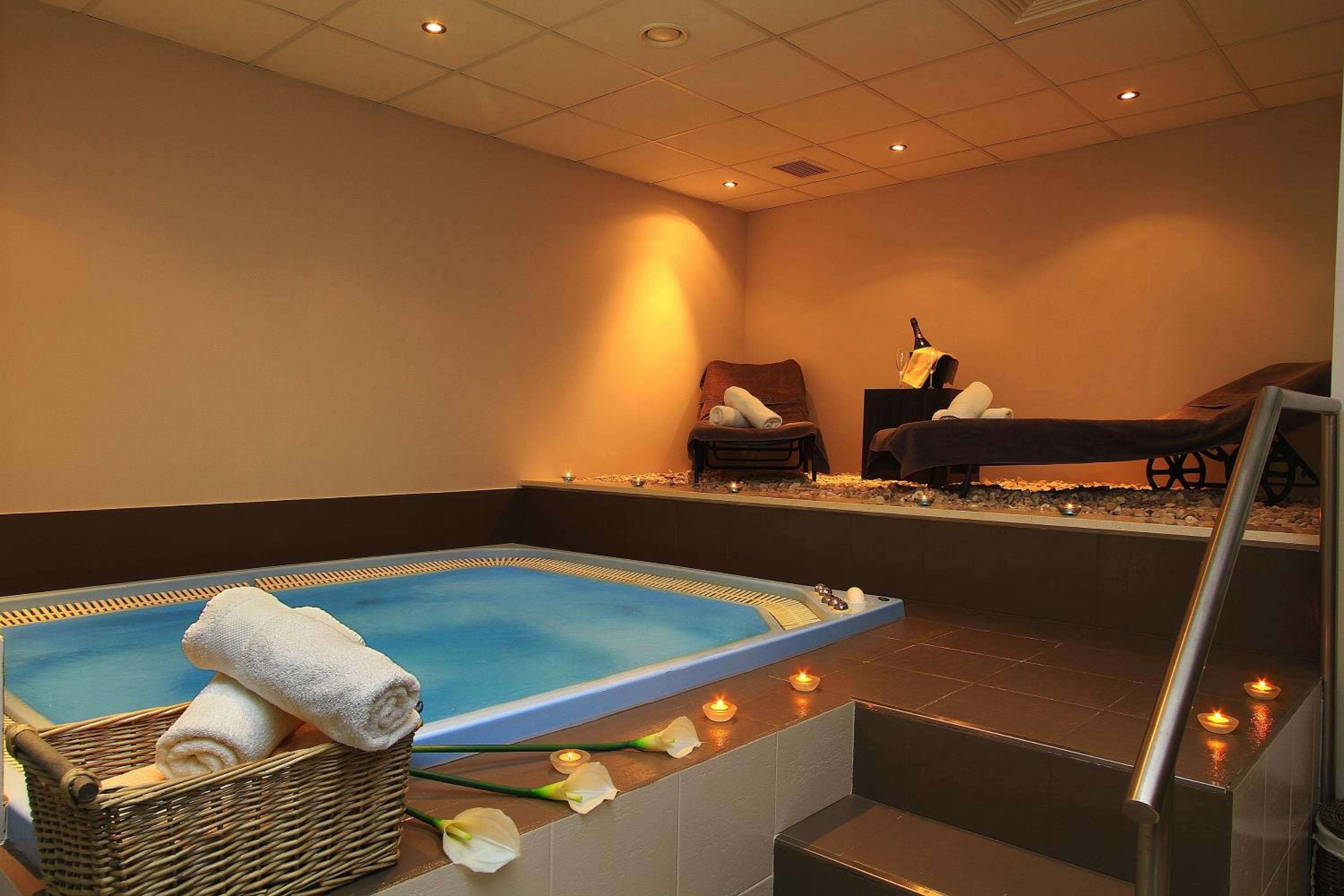 Hotel Pastura 25/55