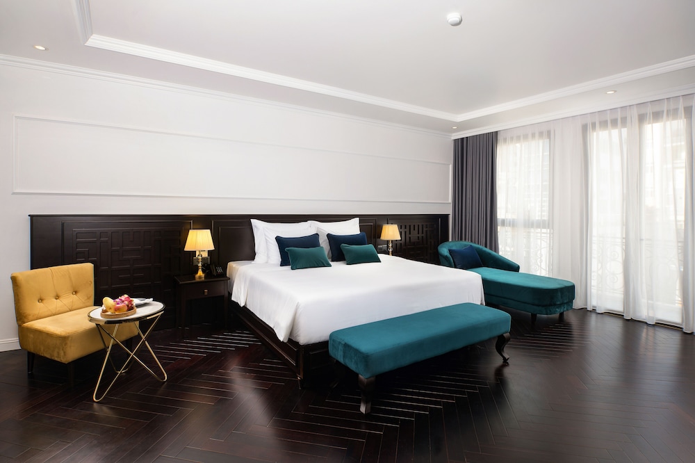 The Almin Hotel Halong 11/33