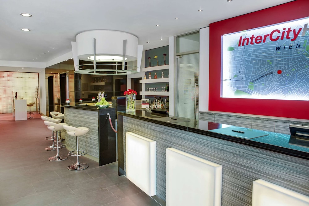 Intercity Hotel Wien 14/65
