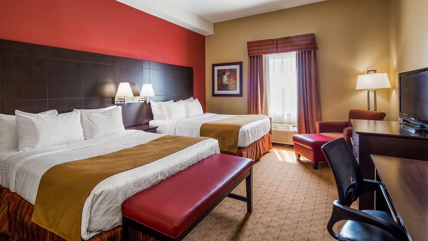 جناح بسريرين كوين مع أريكة بمطبخ، Best Western Plus Bowmanville 3/4