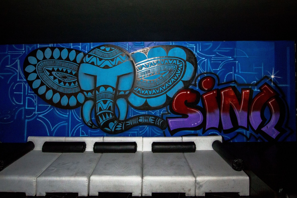Sinq Prive 8/33
