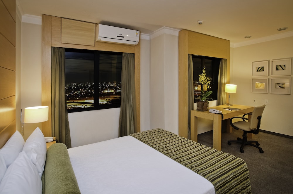 Esuites Congonhas by Atlantica 10/85