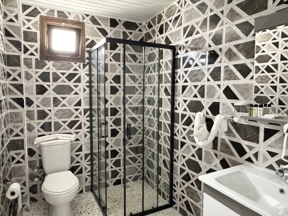 Bodrum Salinas Hotel 47/49