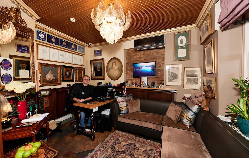 Faik Pasha Hotels 56/76