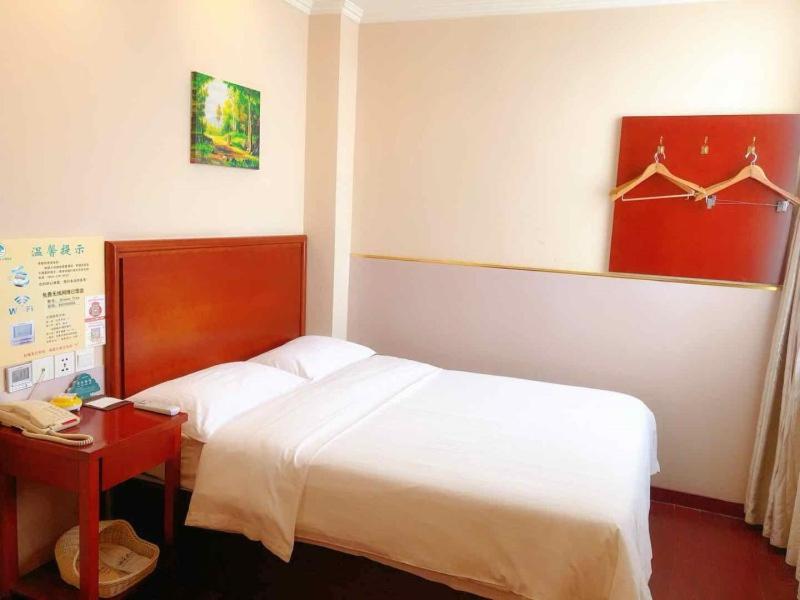 Greentree Inn Shandong Qingdao Jiaozhou Datong Mansion Express Hotel 36/60