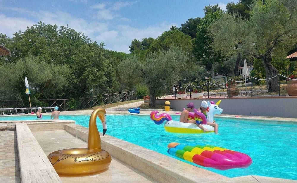 Camping Villaggio Cerquestra 33/50