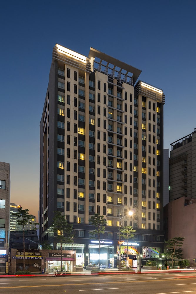 Western Co-op Hotel and Residence in SEOUL