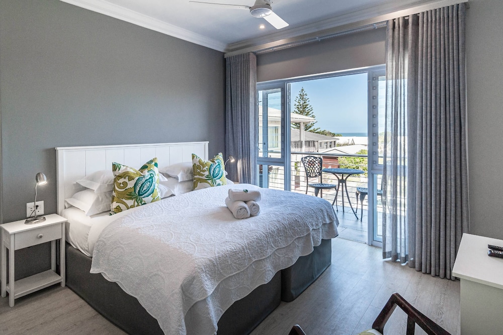 Whale Coast Ocean Villa 9/50