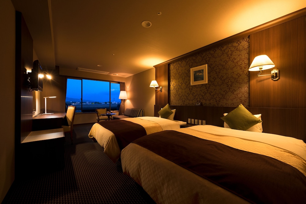 TSUKASA ROYAL HOTEL 16/72