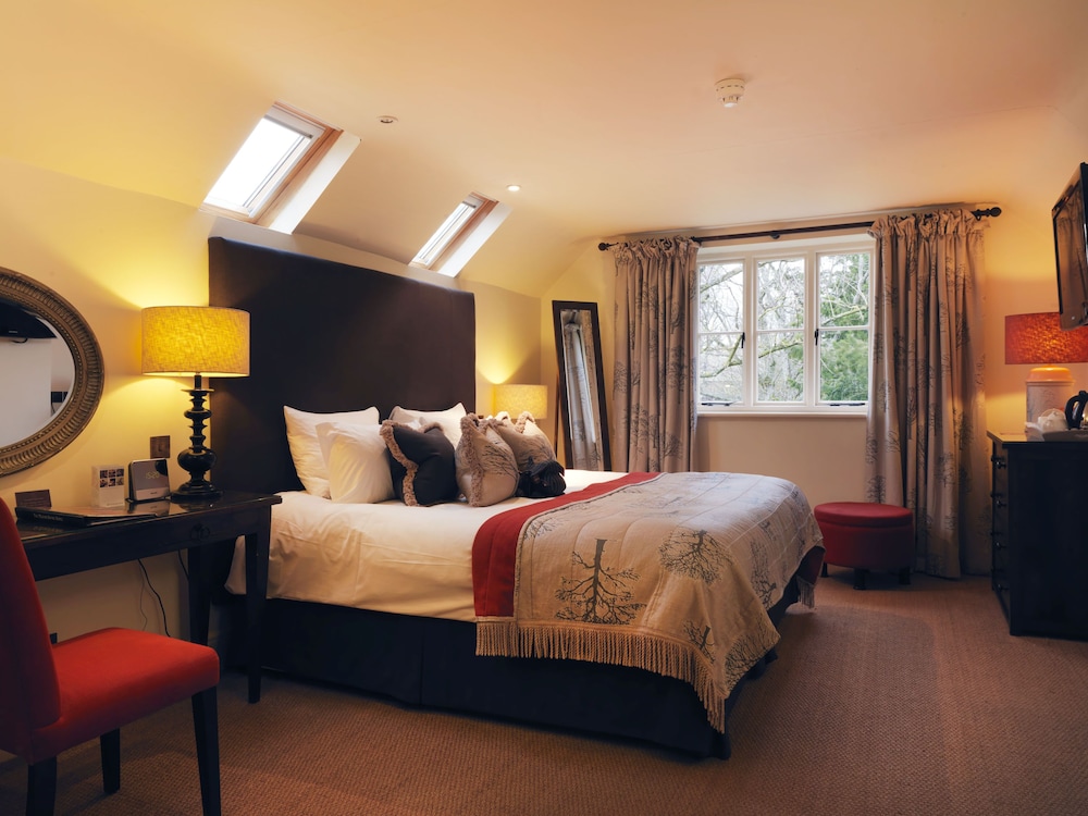 The Manor House 14/66