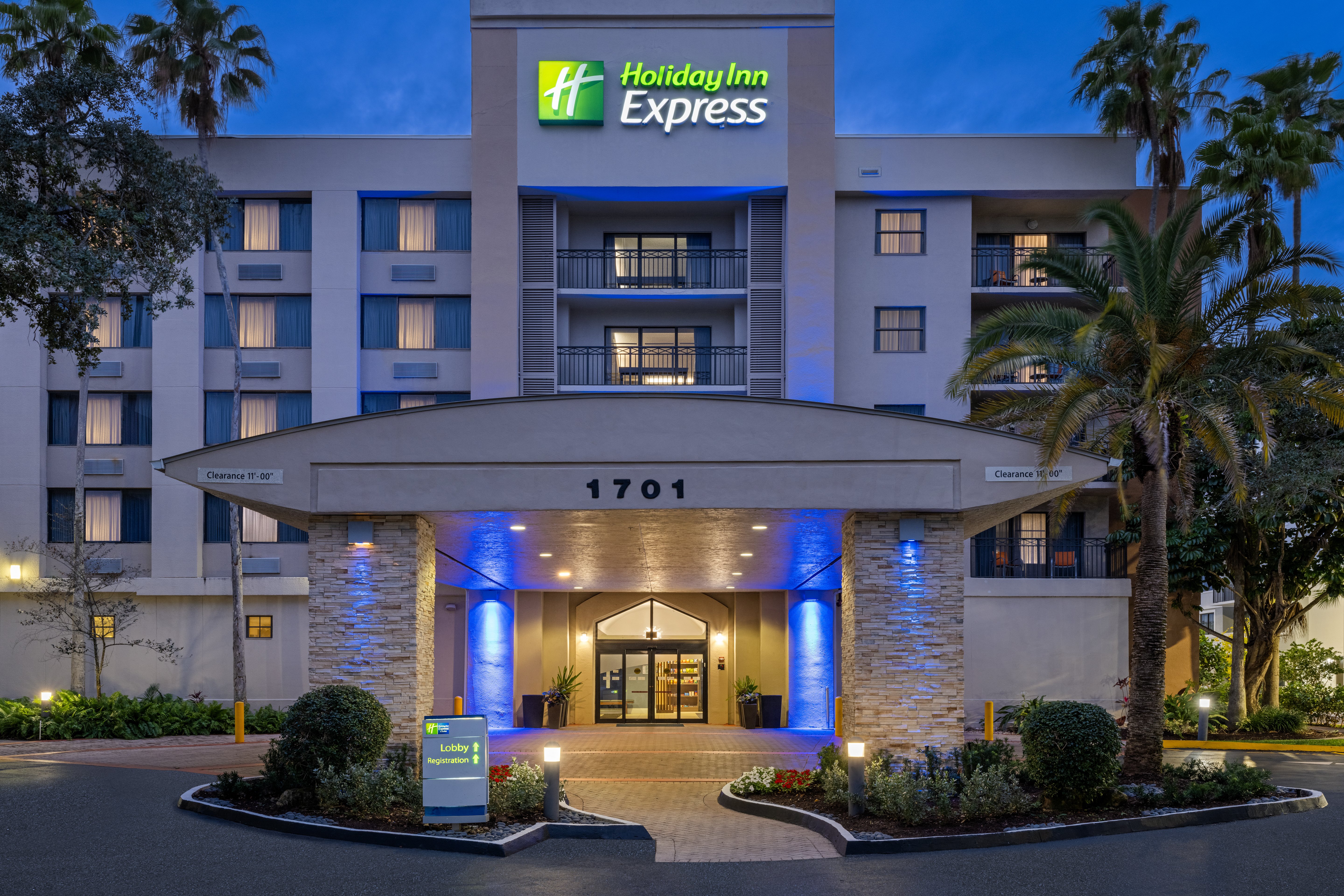 Holiday Inn Express & Suites Ft. Lauderdale-Plantation in PLANTATION - FL