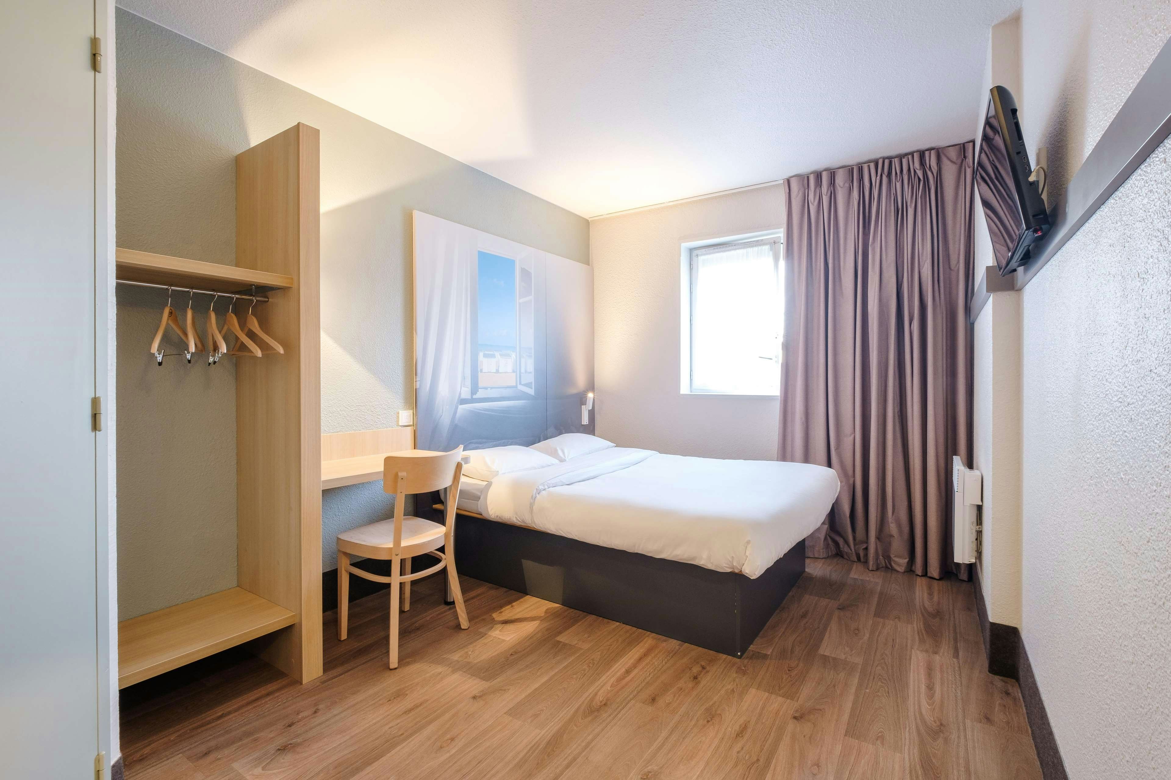 B&B Hotel Calais Centre Saint-Pierre 6/23
