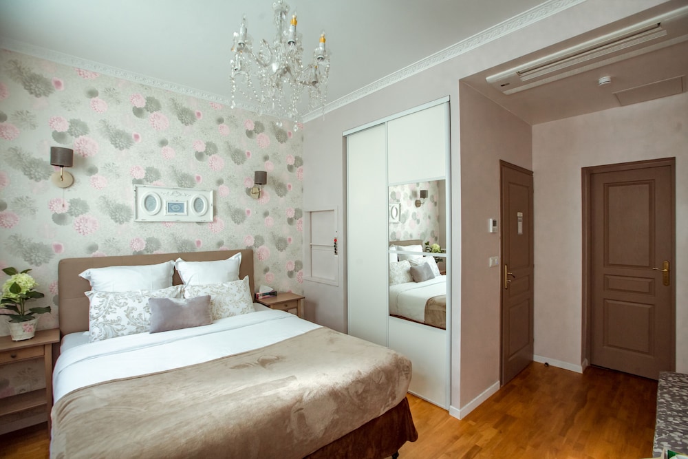 1 BEDROOM, CLASSIC, DOUBLE BED, PRIVATE BATHROOM
