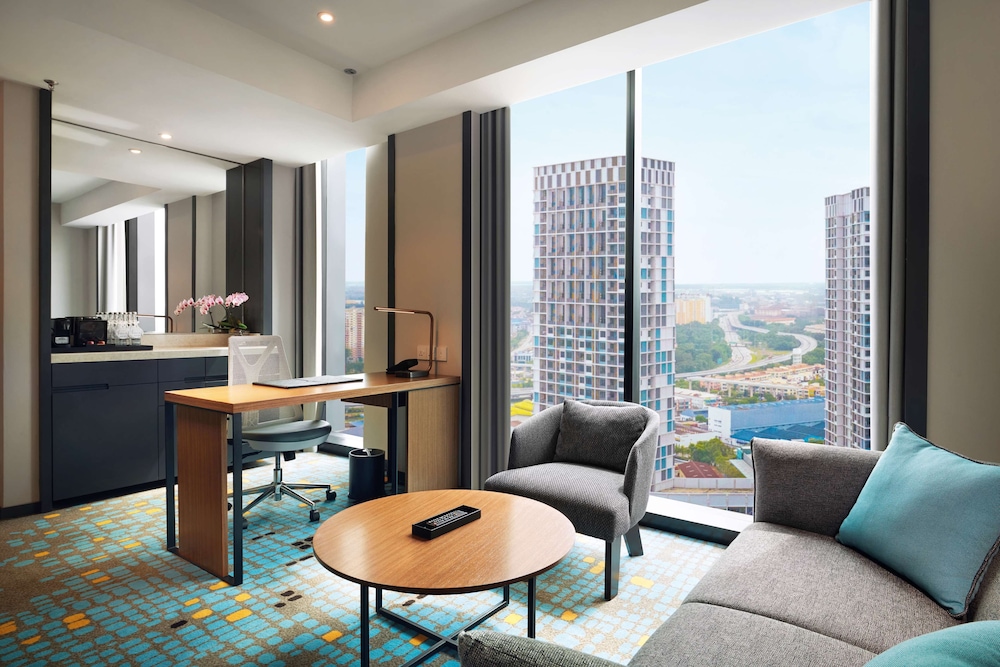 DoubleTree by Hilton Shah Alam i-City 43/76