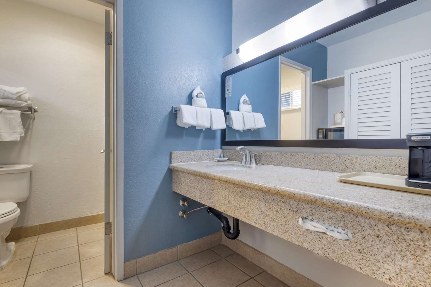غرفة بسريرين كوين، Best Western San Marcos Inn 5/6