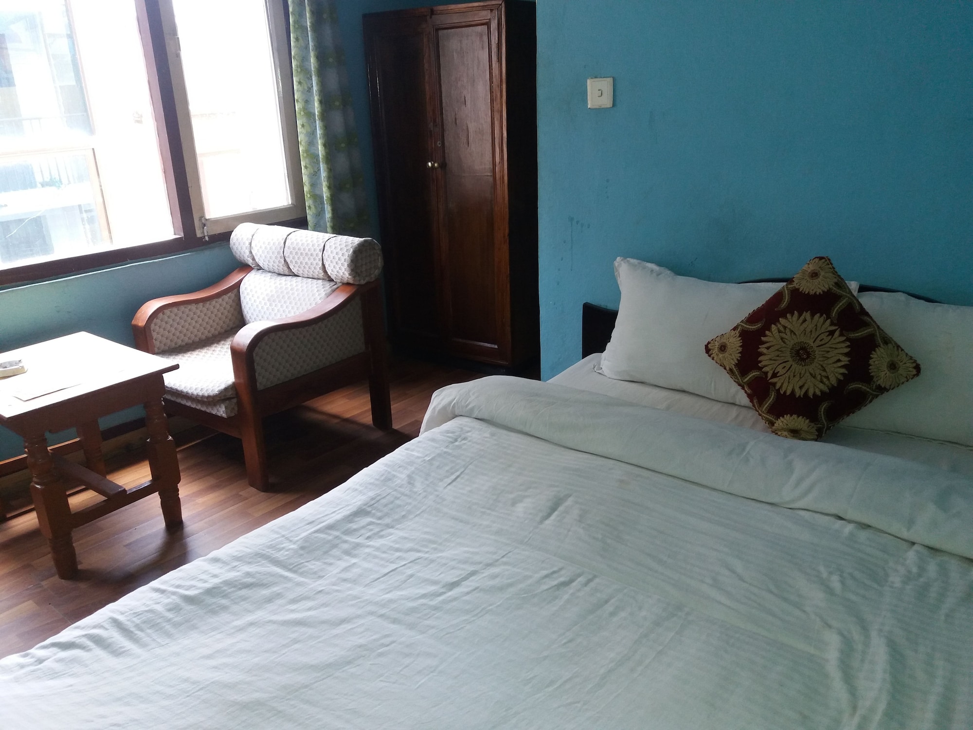 1 BEDROOM, BASIC, DOUBLE BED