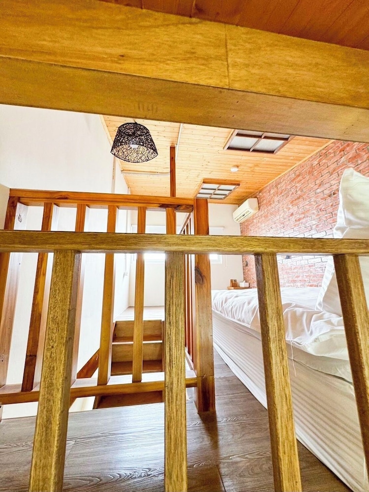 Slow Pace Tainan Hostel 22/32