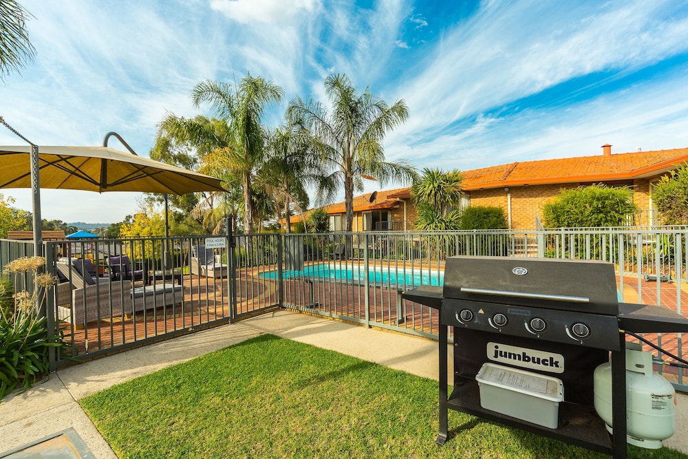 Hume Country Motor Inn Albury 8/48