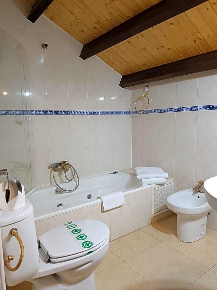 Hosteria Real Zamora 48/49