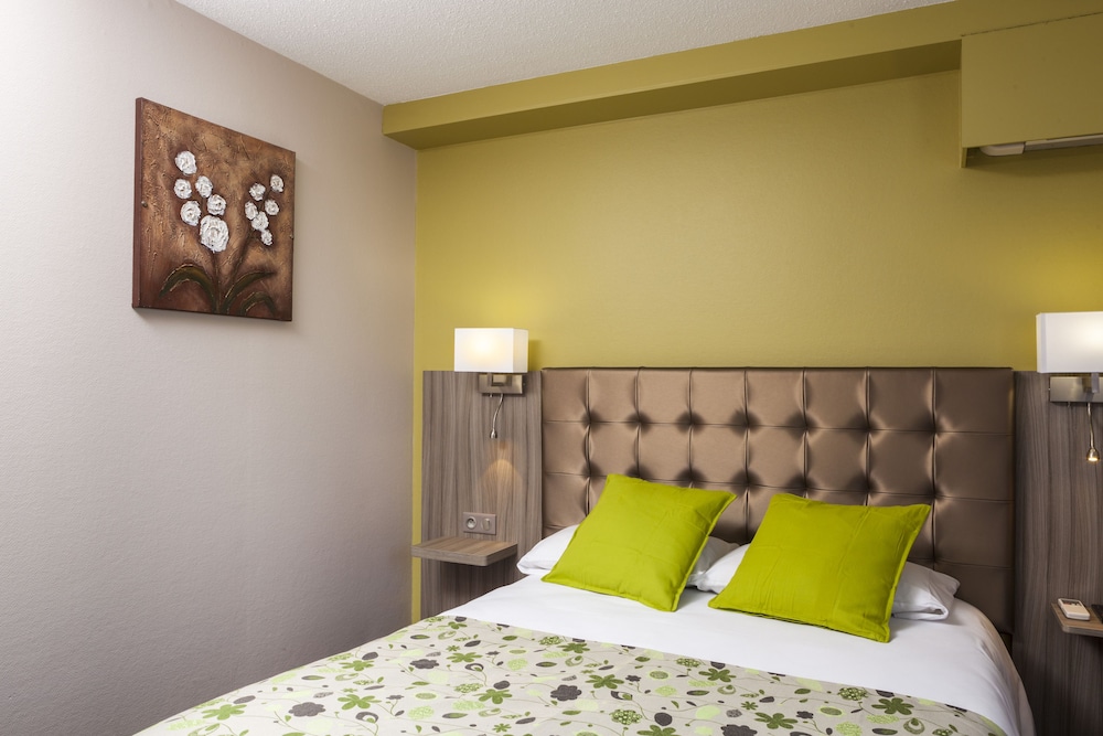 Hotel Balladins Foix 11/60
