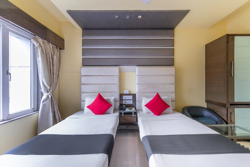 Capital O 891 Hotel Kadamb Inn 45/61