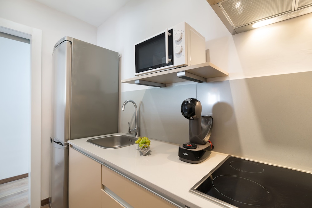 Apartamentos Roisa Centro 69/72