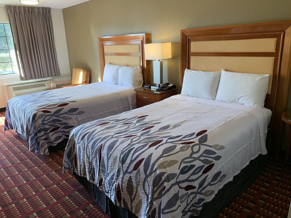 Peach Tree Inn 21/48