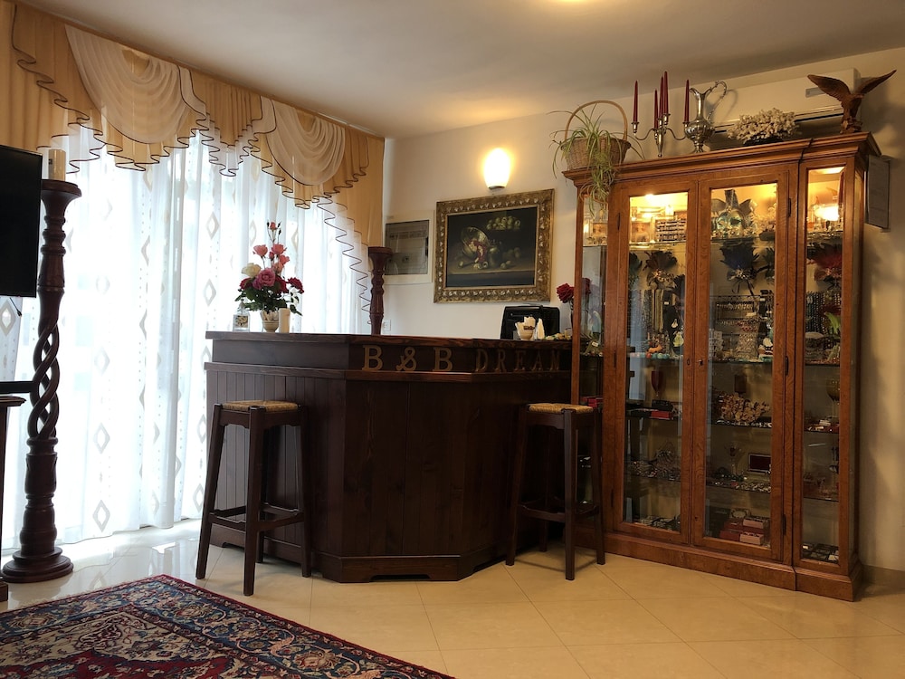 Bed And Breakfast Dream 8/50