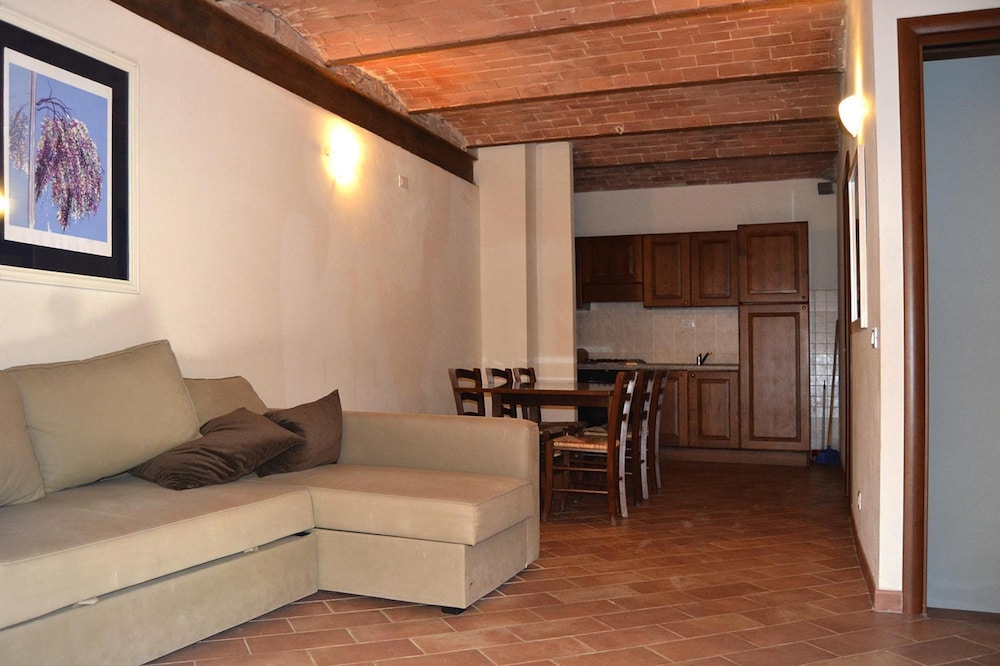 Antico Borgo Casalappi 52/73