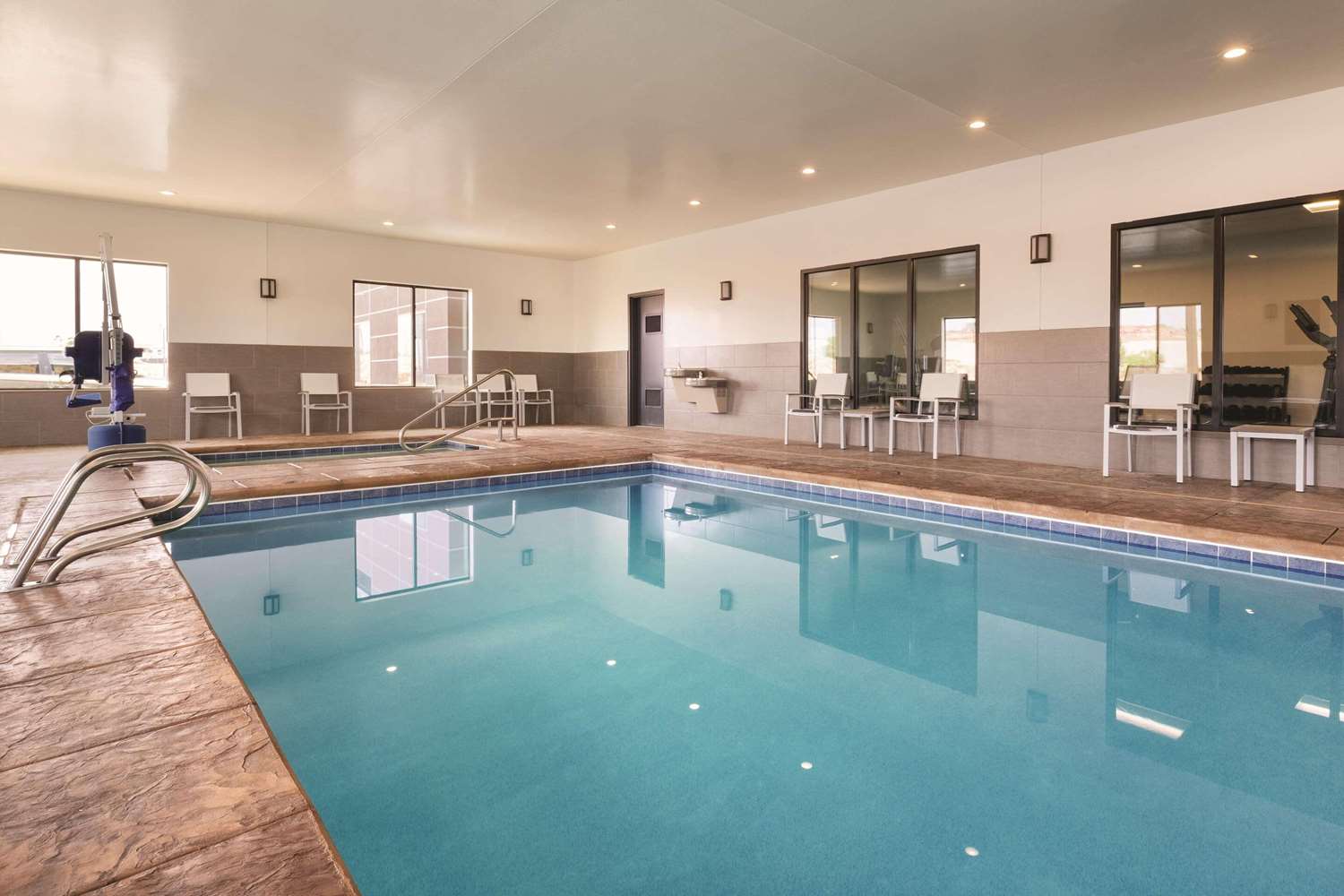 Country Inn & Suites By Radisson, Page, Az 6/8