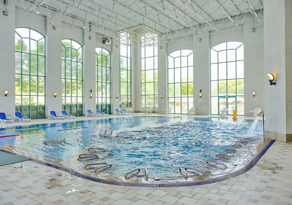 Oak Valley Resort 29/50