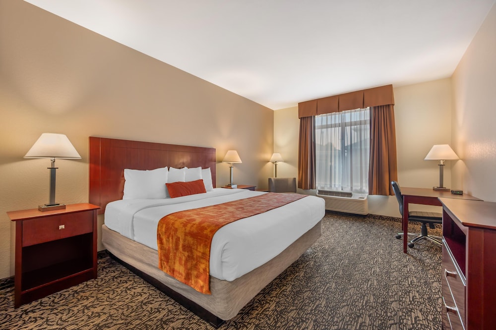 غرفة قياسية بسرير كينج، Best Western Plus Boulder Louisville 7/10