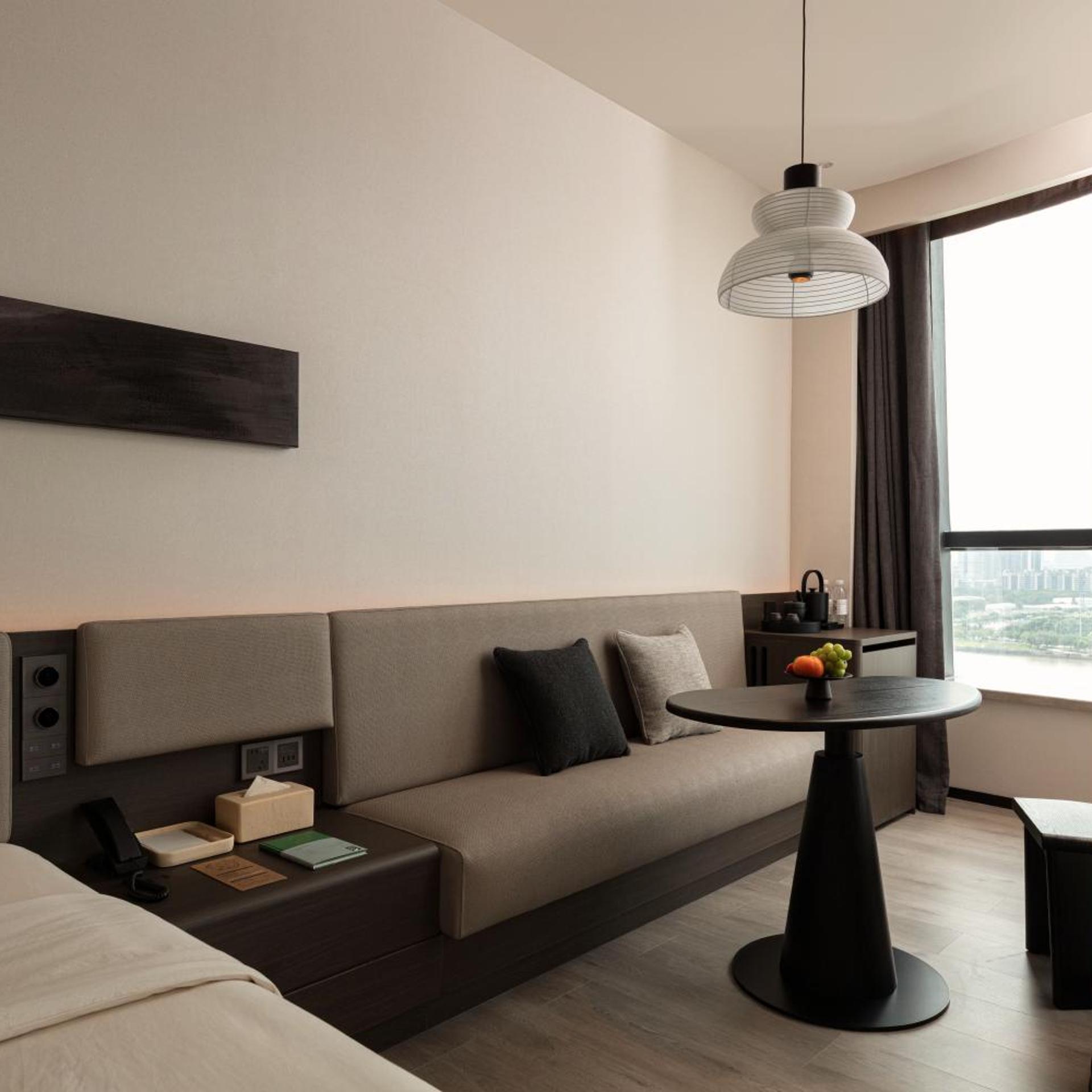 Guangzhou International Financial City Linjiang Avenue Atour Hotel 31/50