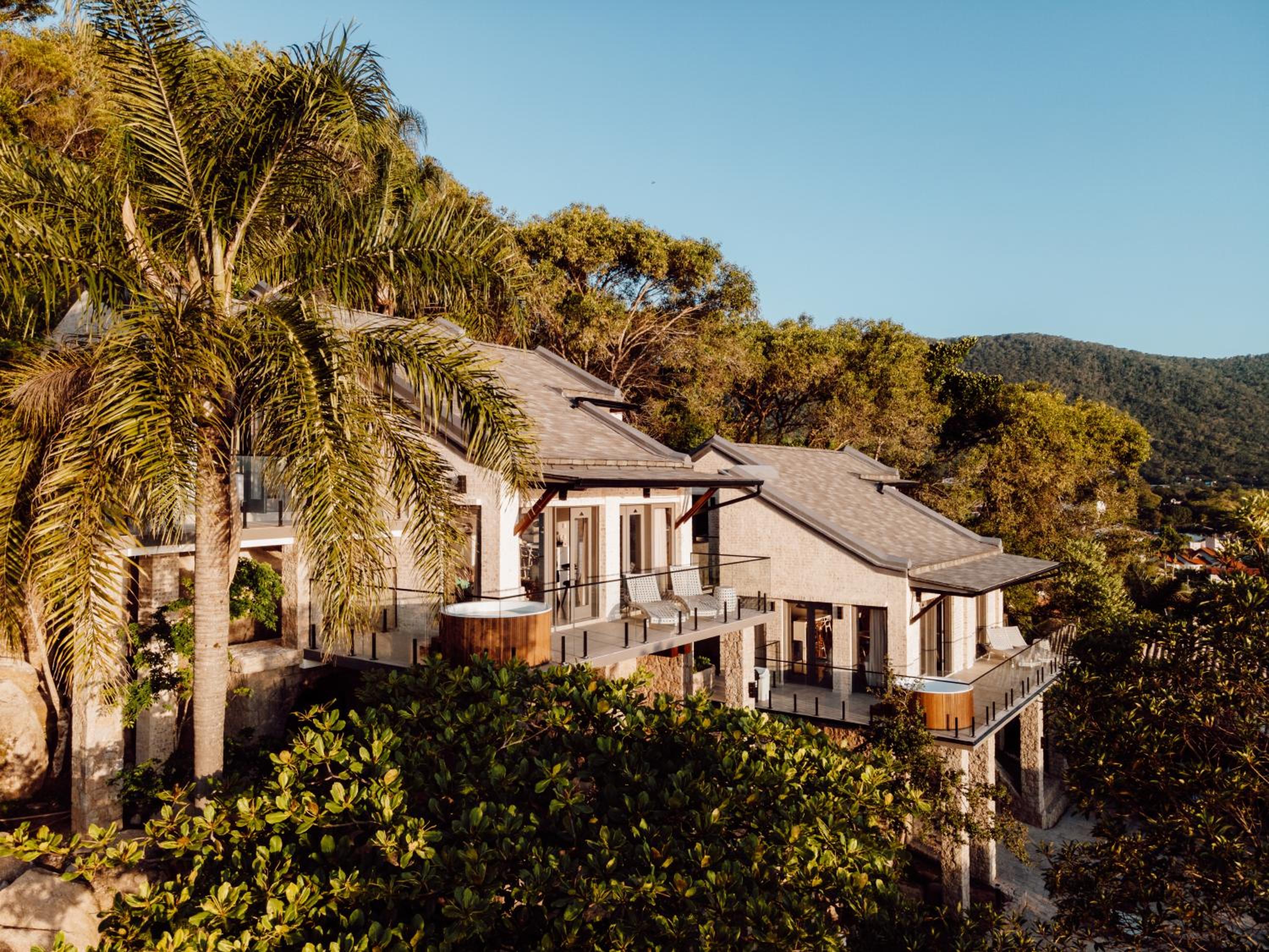 Naatooh Guest Houses 13/18