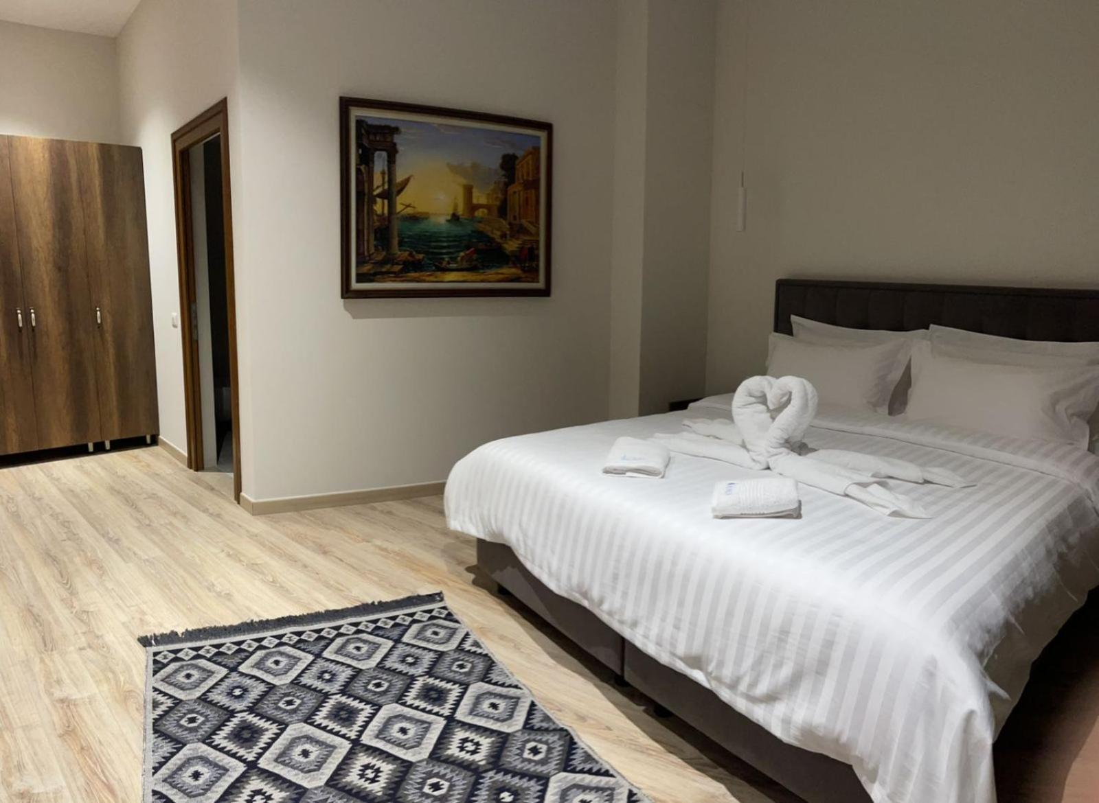 Kroi Hotel 21/57