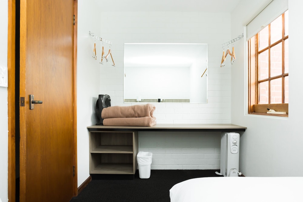 Bay Hotel Apartments 47/48