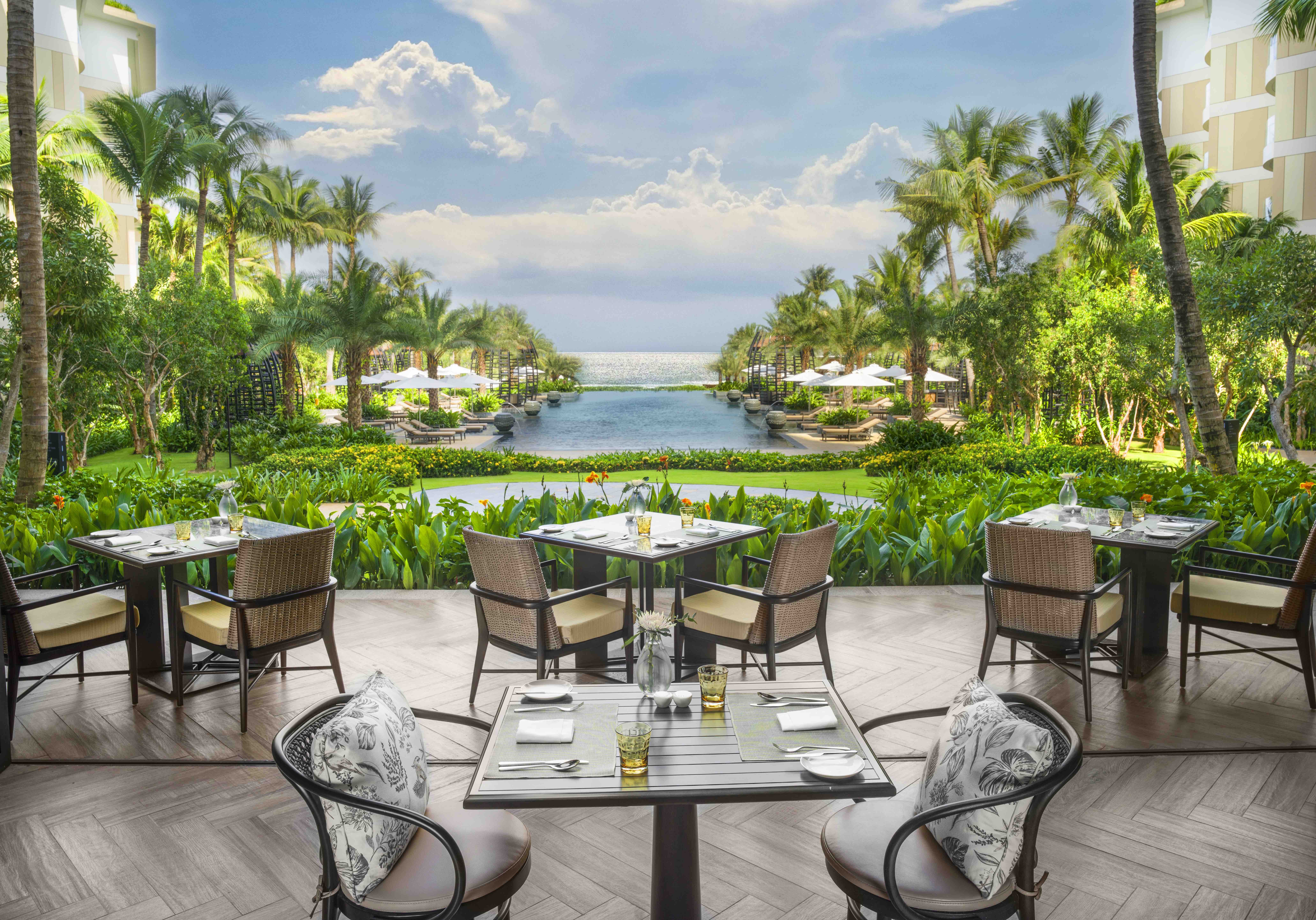 Intercontinental Phu Quoc Long Beach Resort 34/50