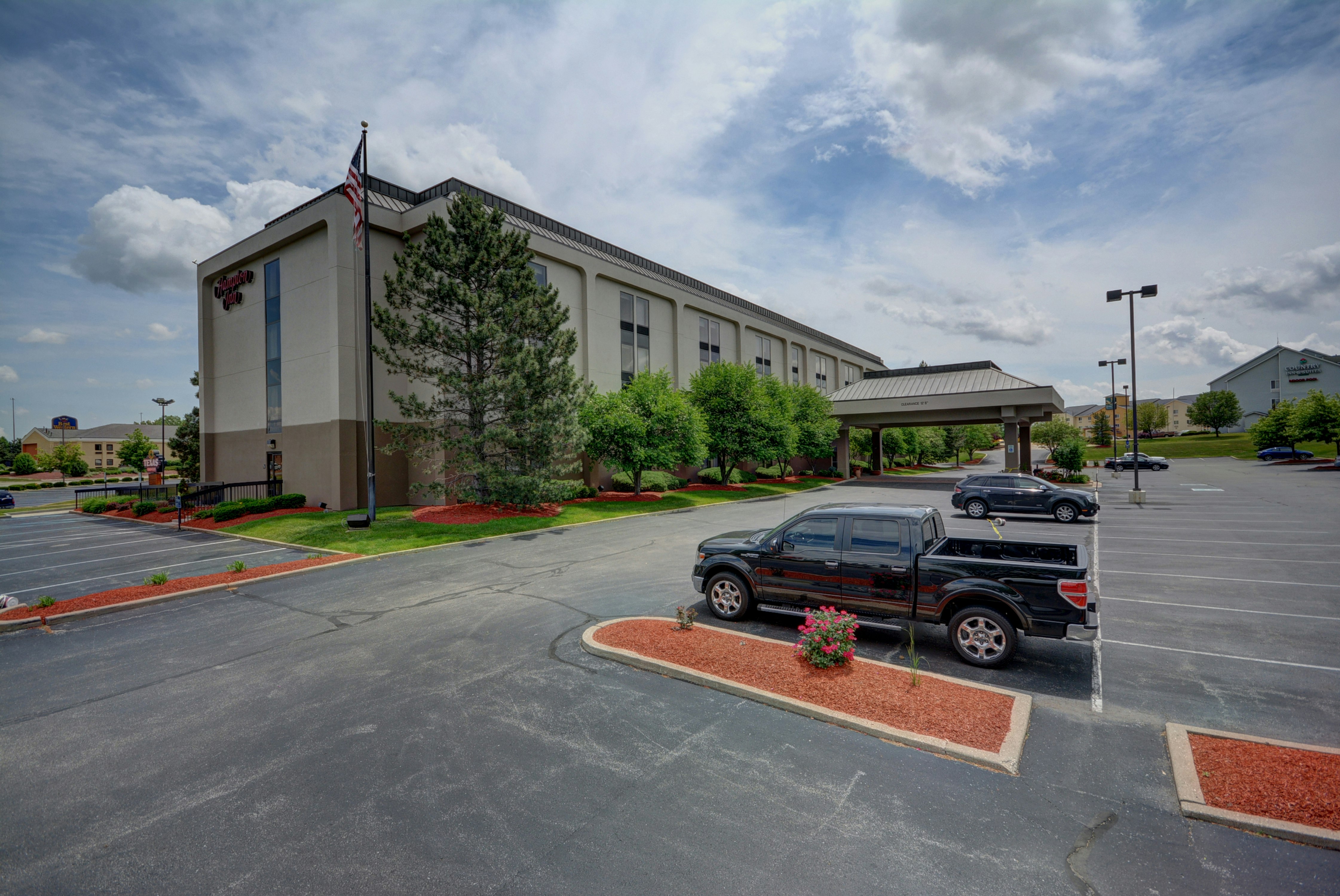 Hampton Inn by Hilton Indianapolis-South 22/25