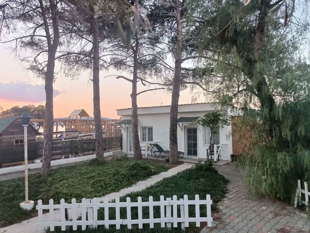 Teos Ormanci Tatil Koyu 21/26