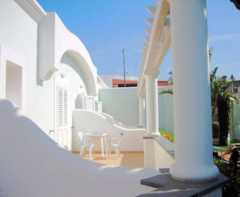 Albatros Hotel 34/50