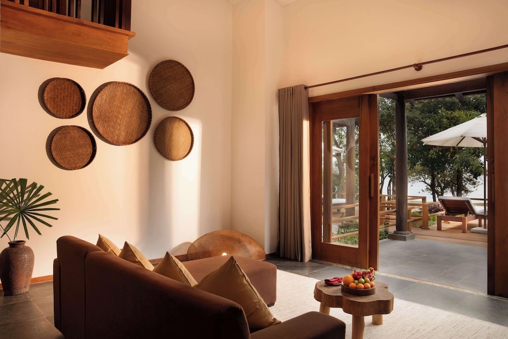 Green Bay Phu Quoc Resort & Spa 33/48