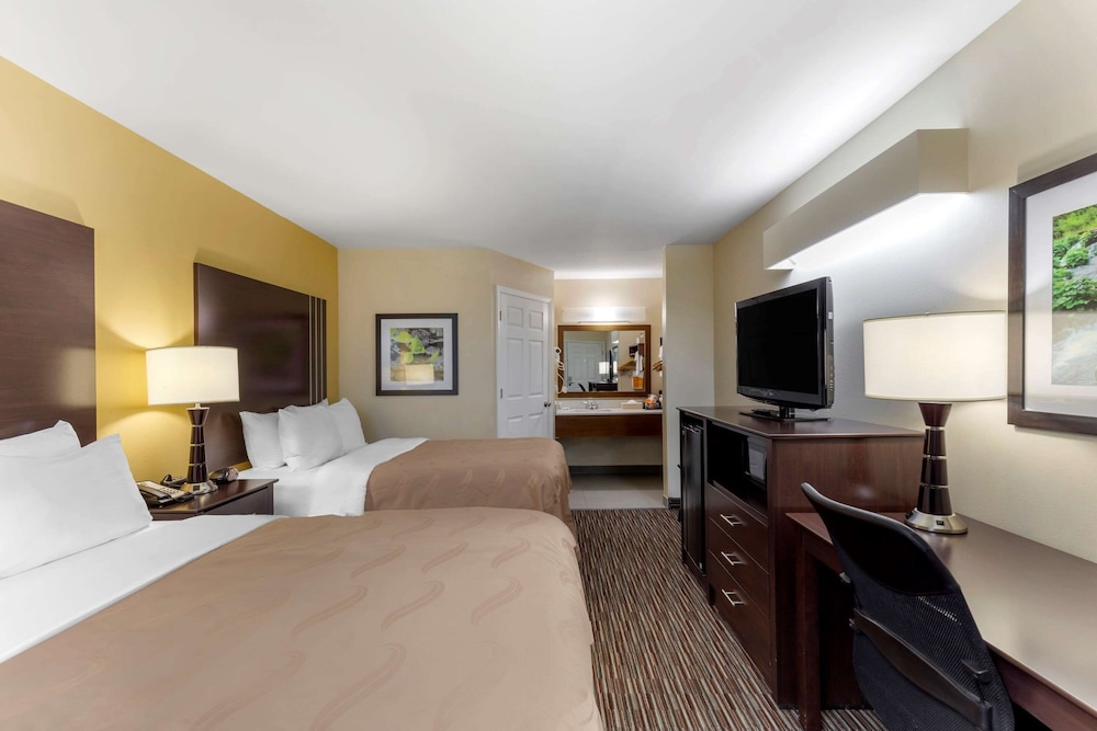 Quality Inn Seneca US-123 20/53