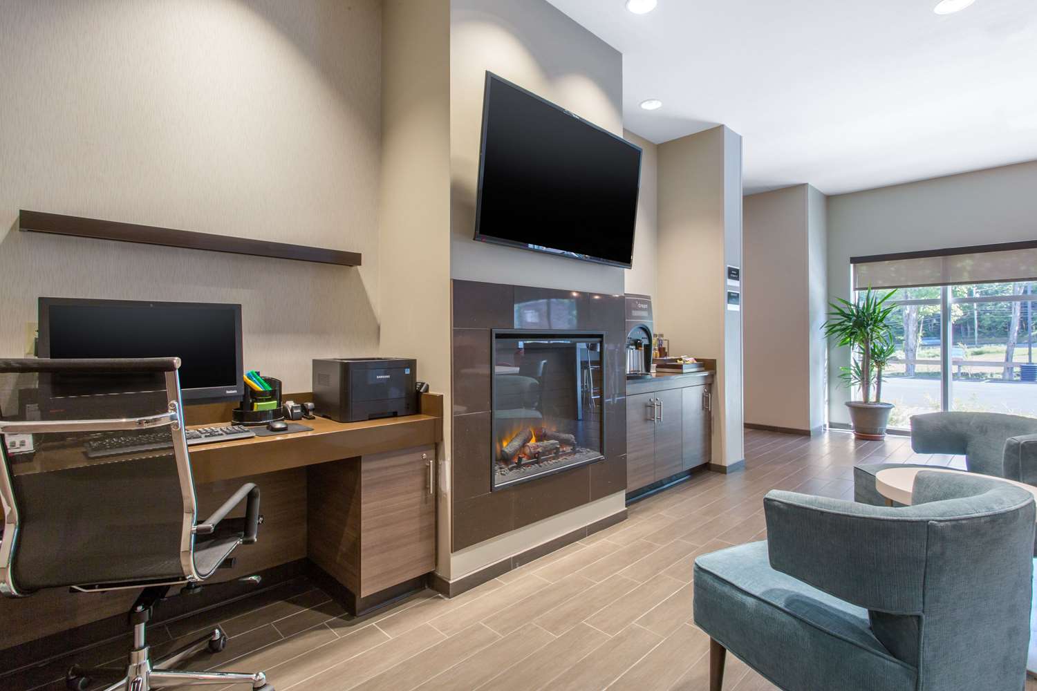 Sleep Inn & Suites Monroe - Woodbury 20/24