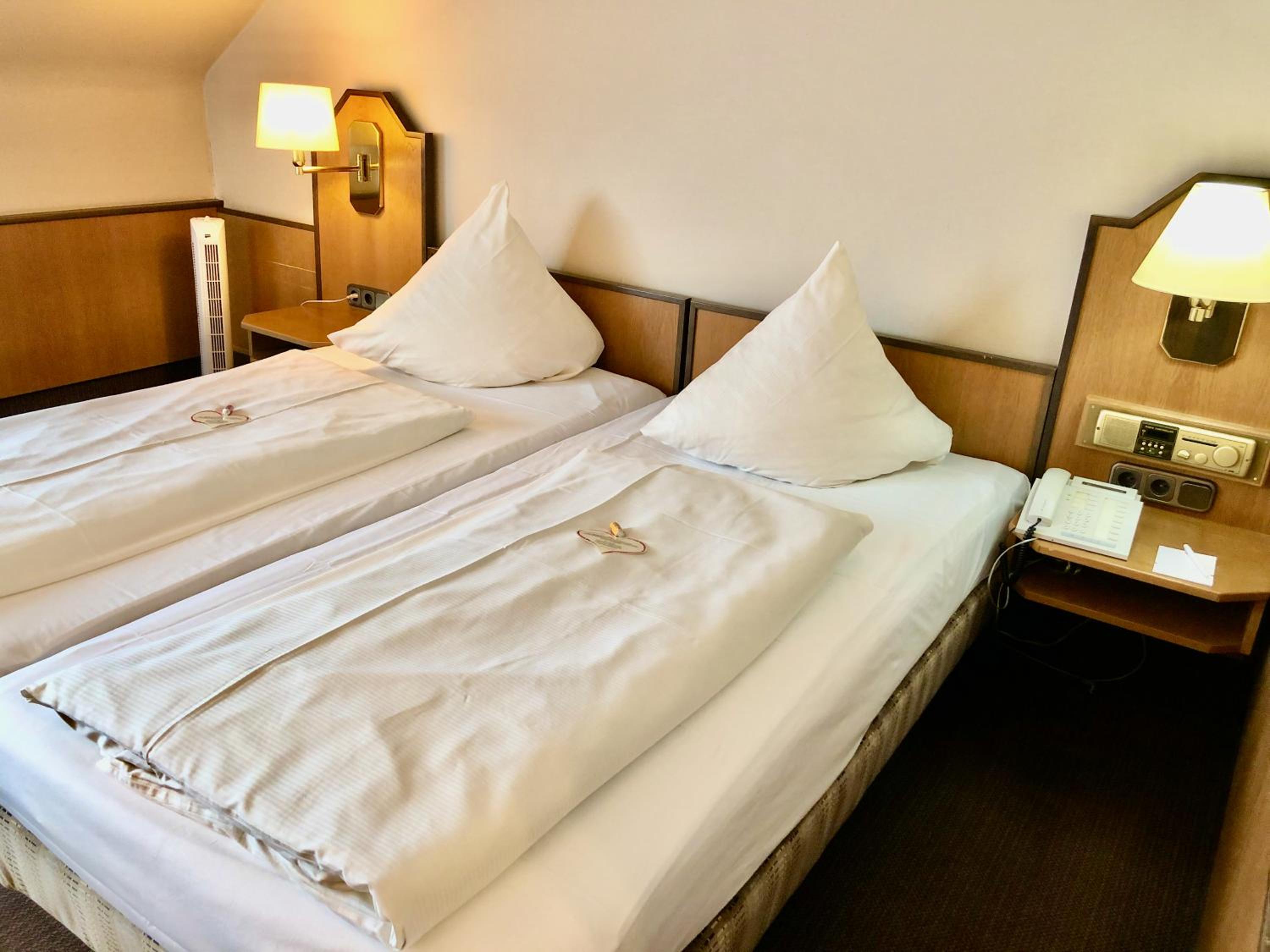 Economy, Single Bed