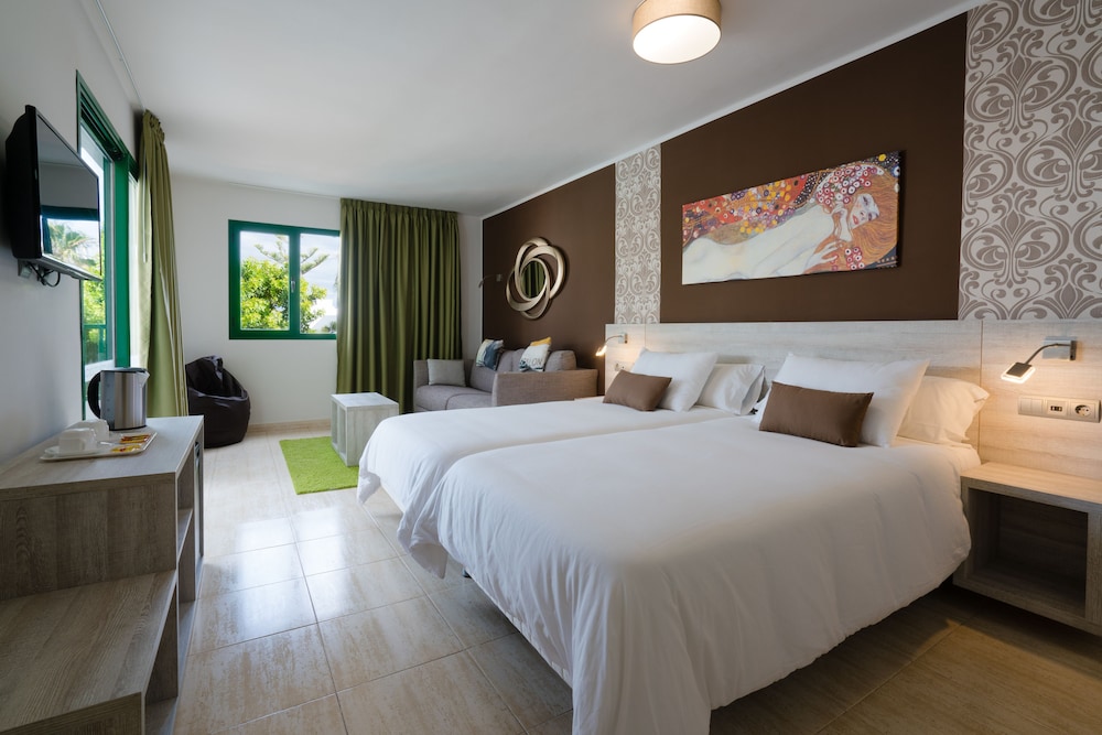 Galeon Playa Apartments 18/78