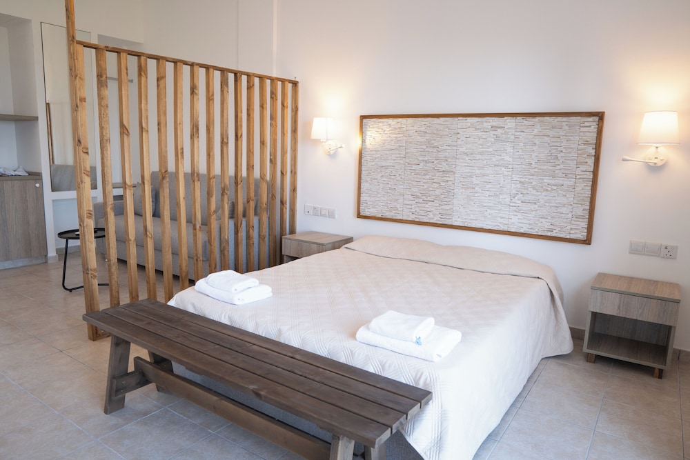 Akamanthea Holiday Village 18/50