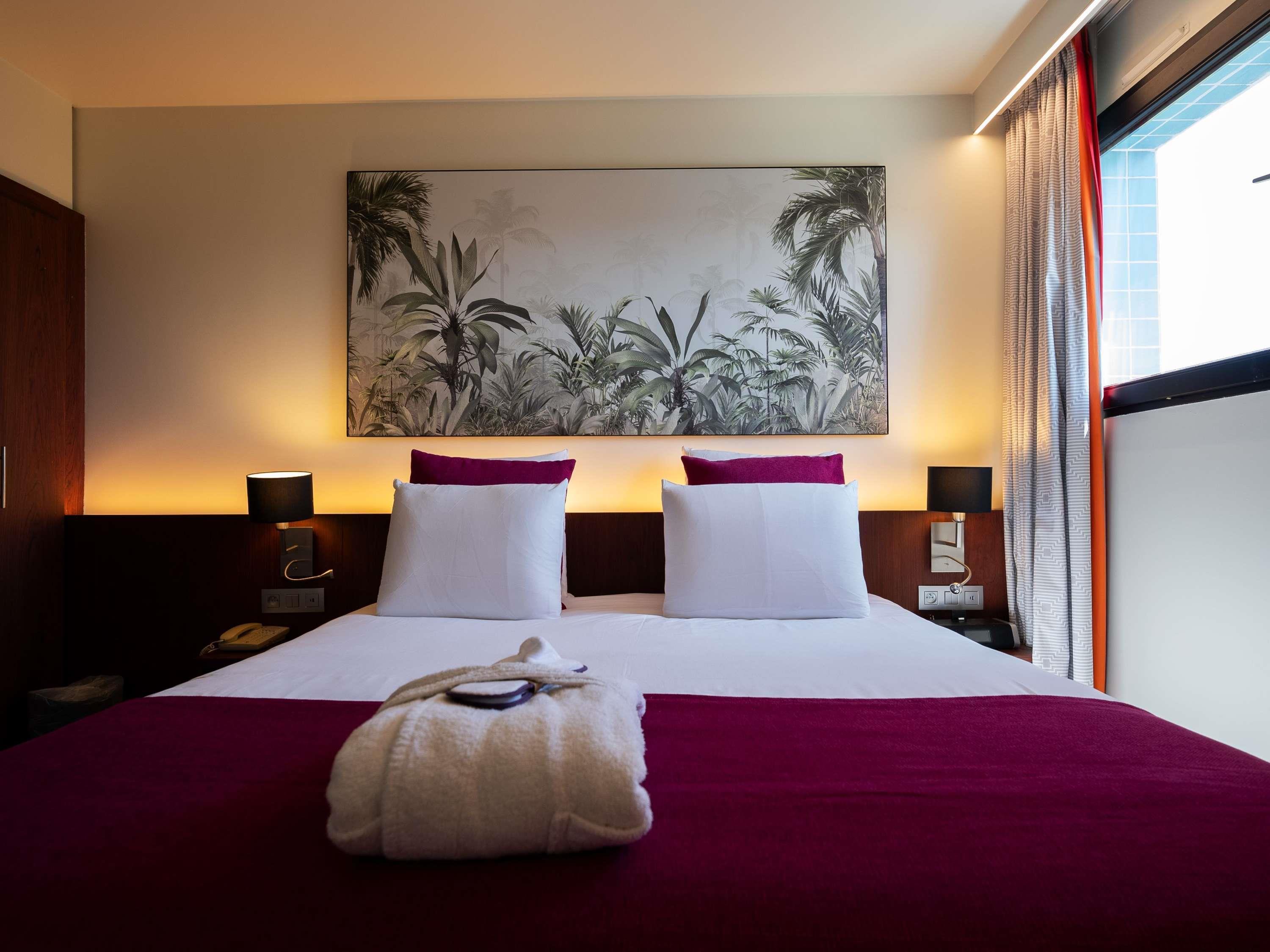 SUPERIOR, DOUBLE BED