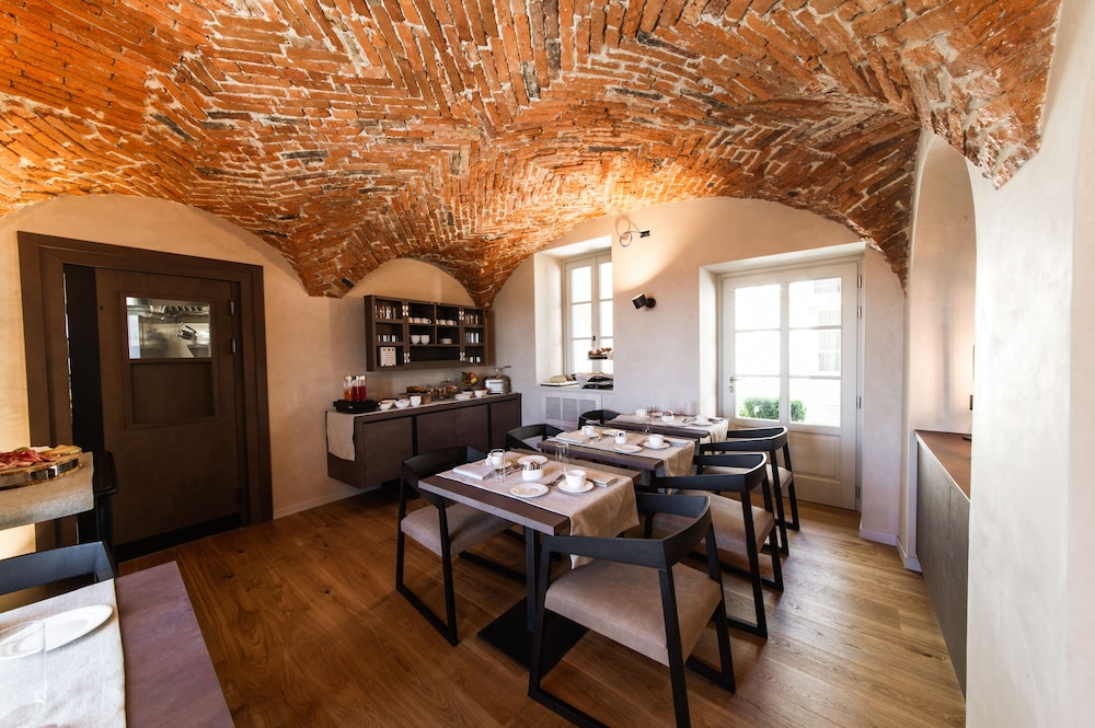 Relais San Vigilio Al Castello 32/50