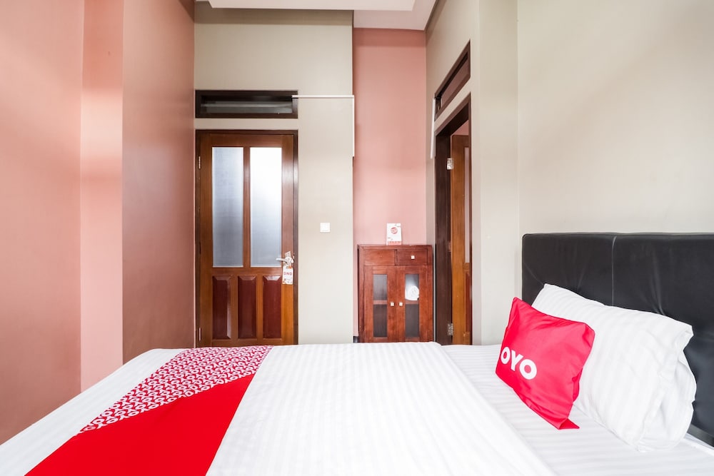 OYO 90026 Guest House Teras Waruga Syariah 2/22