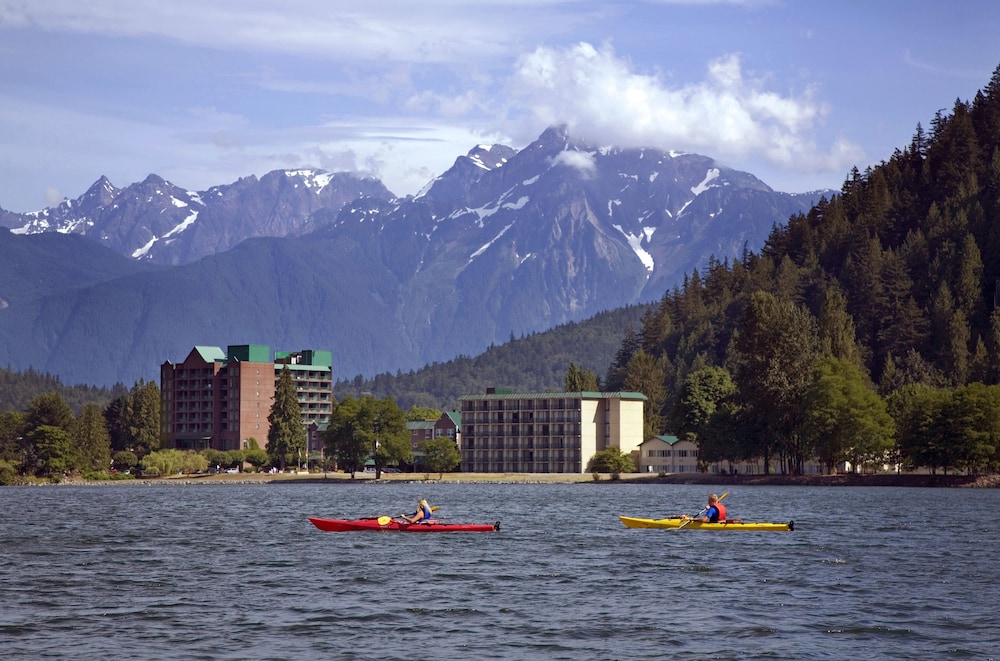 Harrison Resort Hot Springs 63/68